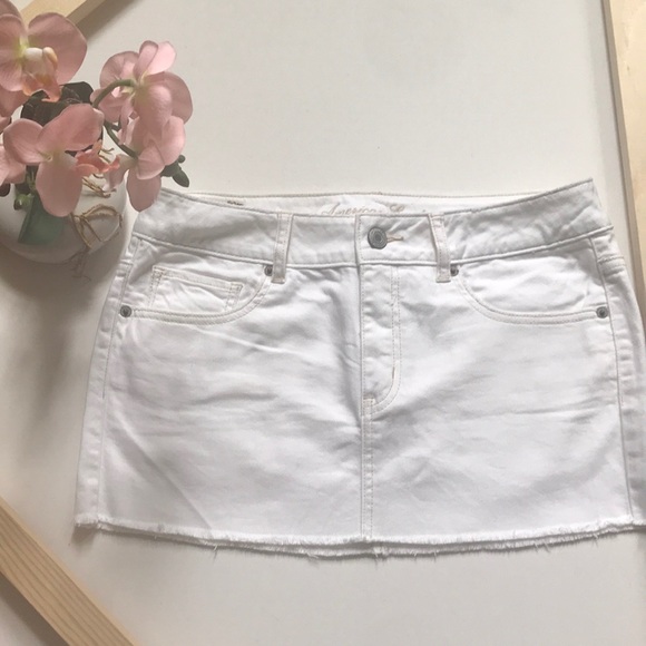 American Eagle Outfitters Dresses & Skirts - 💐American Eagle Ivory Skirt Size 6